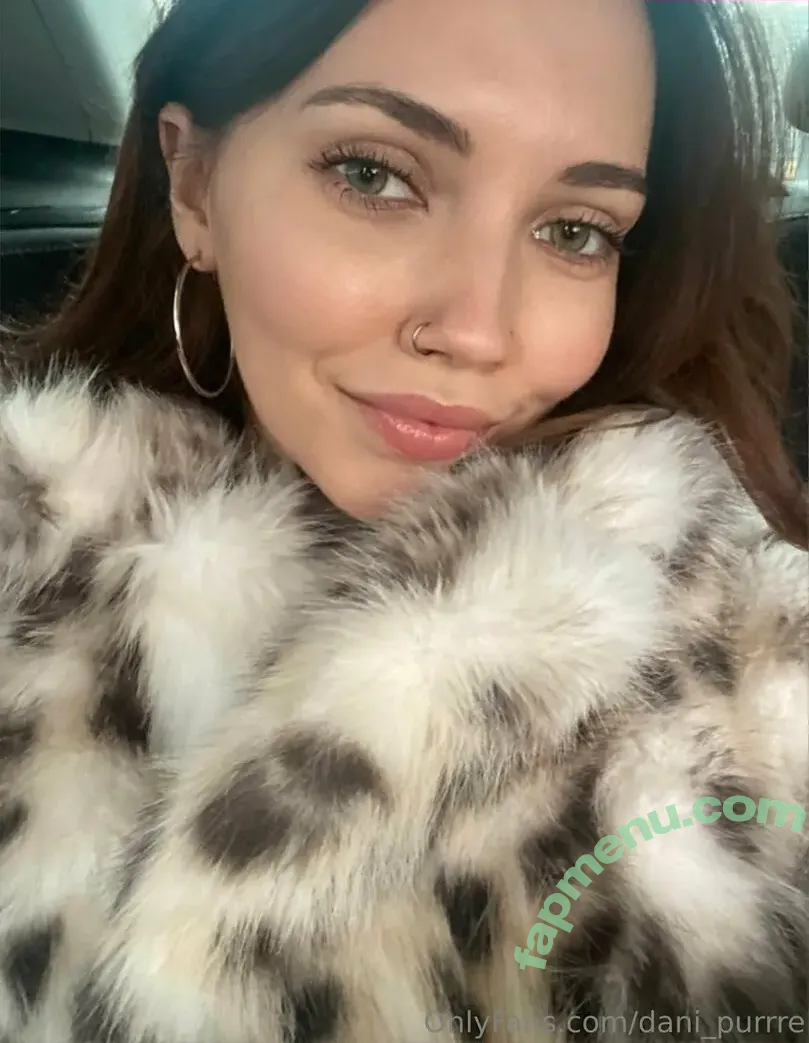 dani_purrre nude photo #0039 (dani_purda)