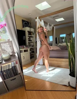 Dani Speegle / dellespeegle nude photo #0010