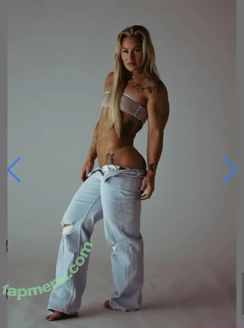 Dani Speegle nude photo #0033 (dellespeegle)
