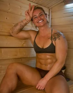 Dani Speegle / dellespeegle nude photo #0015