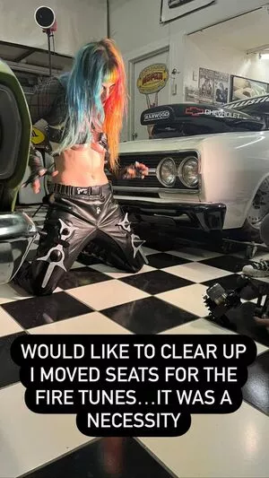 Dani Thorne / dani_thorne nude photo #0140