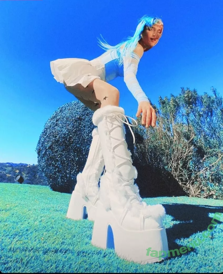 Dani Thorne nude photo #0017 (dani_thorne)