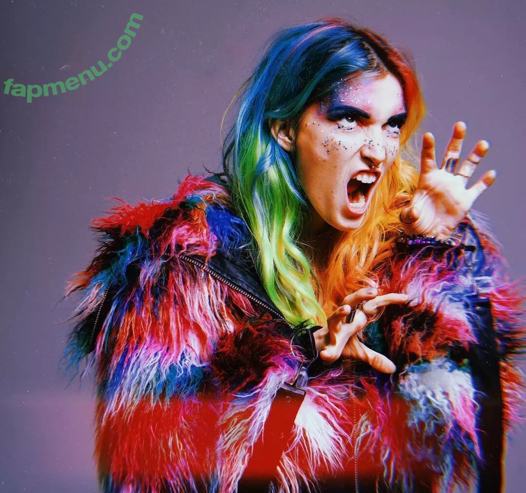 Dani Thorne nude photo #0086 (dani_thorne)