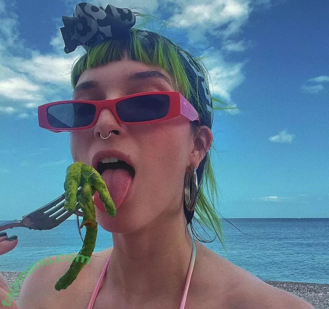 Dani Thorne nude photo #0128 (dani_thorne)