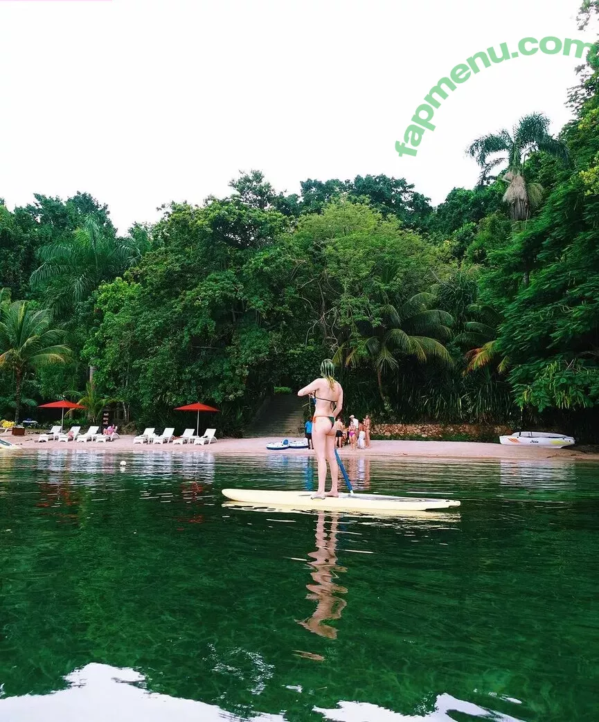 Dani Thorne nude photo #0142 (dani_thorne)