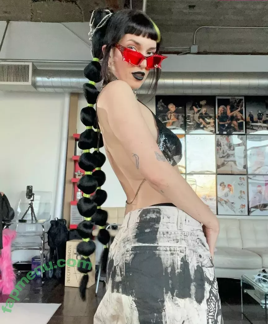 Dani Thorne nude photo #0211 (dani_thorne)