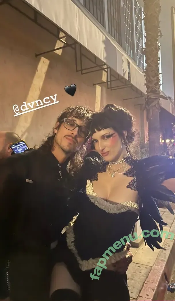 Dani Thorne nude photo #0735 (dani_thorne / kailithorne)