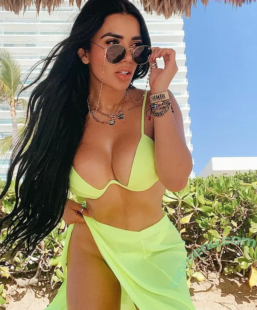 Dania Méndez nude photo #0001 (Dania Méndez)