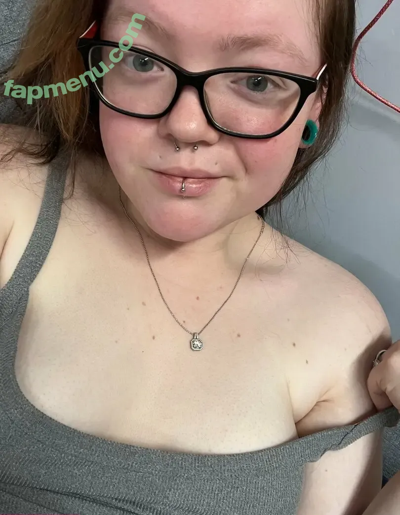 danibananie nude photo #0024 (danibananie22)