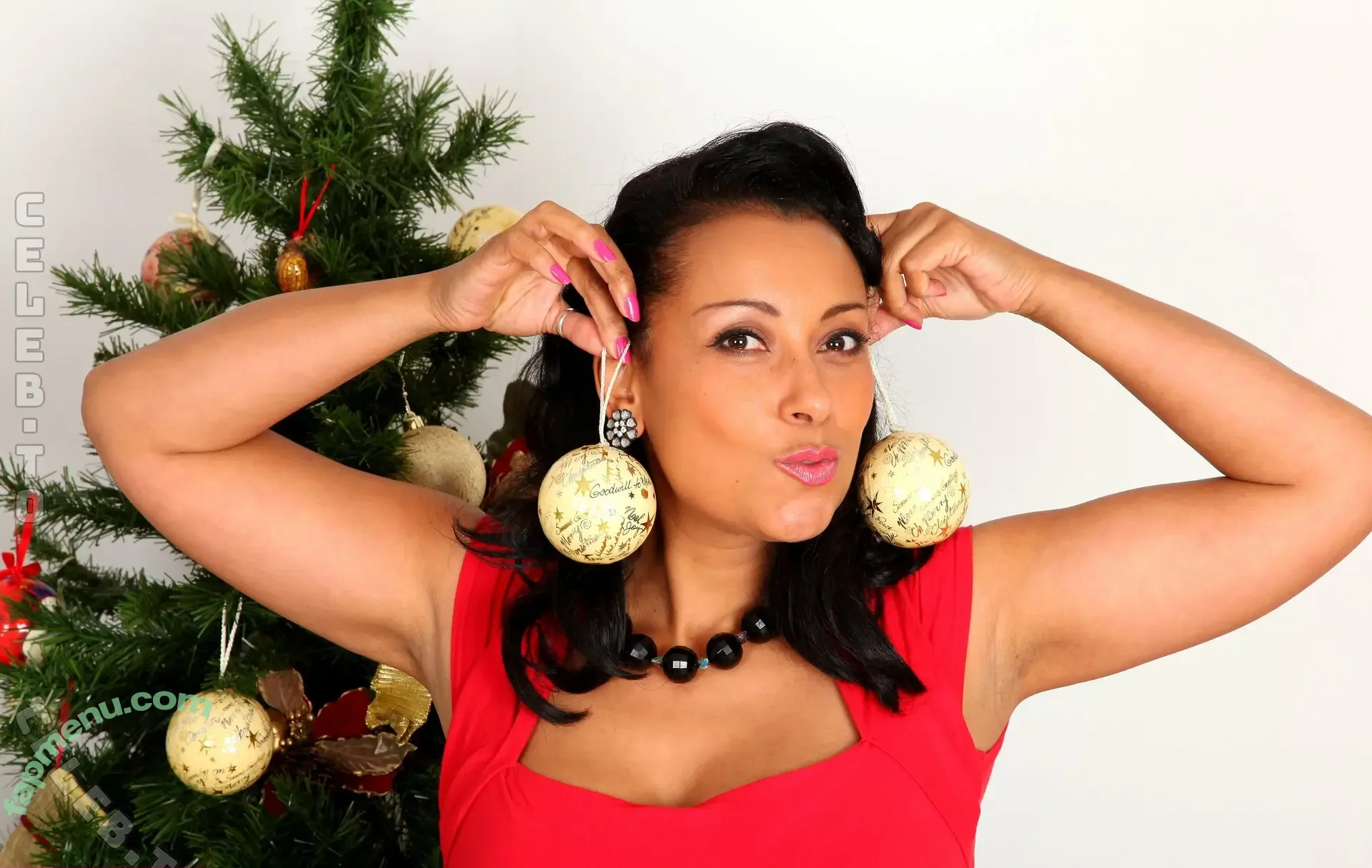 Danica Collins nude photo #2626 (donna.ambrose / justdanica)