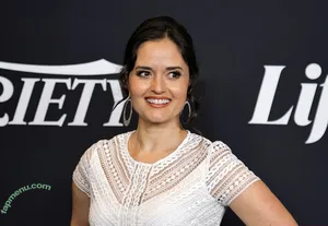 Danica McKellar / danicamckellar nude photo #0035
