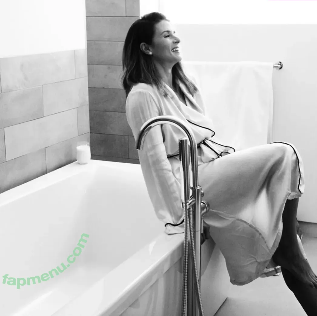 Danica Patrick nude photo #0262 (DanicaPatrick / Professional racing driver)