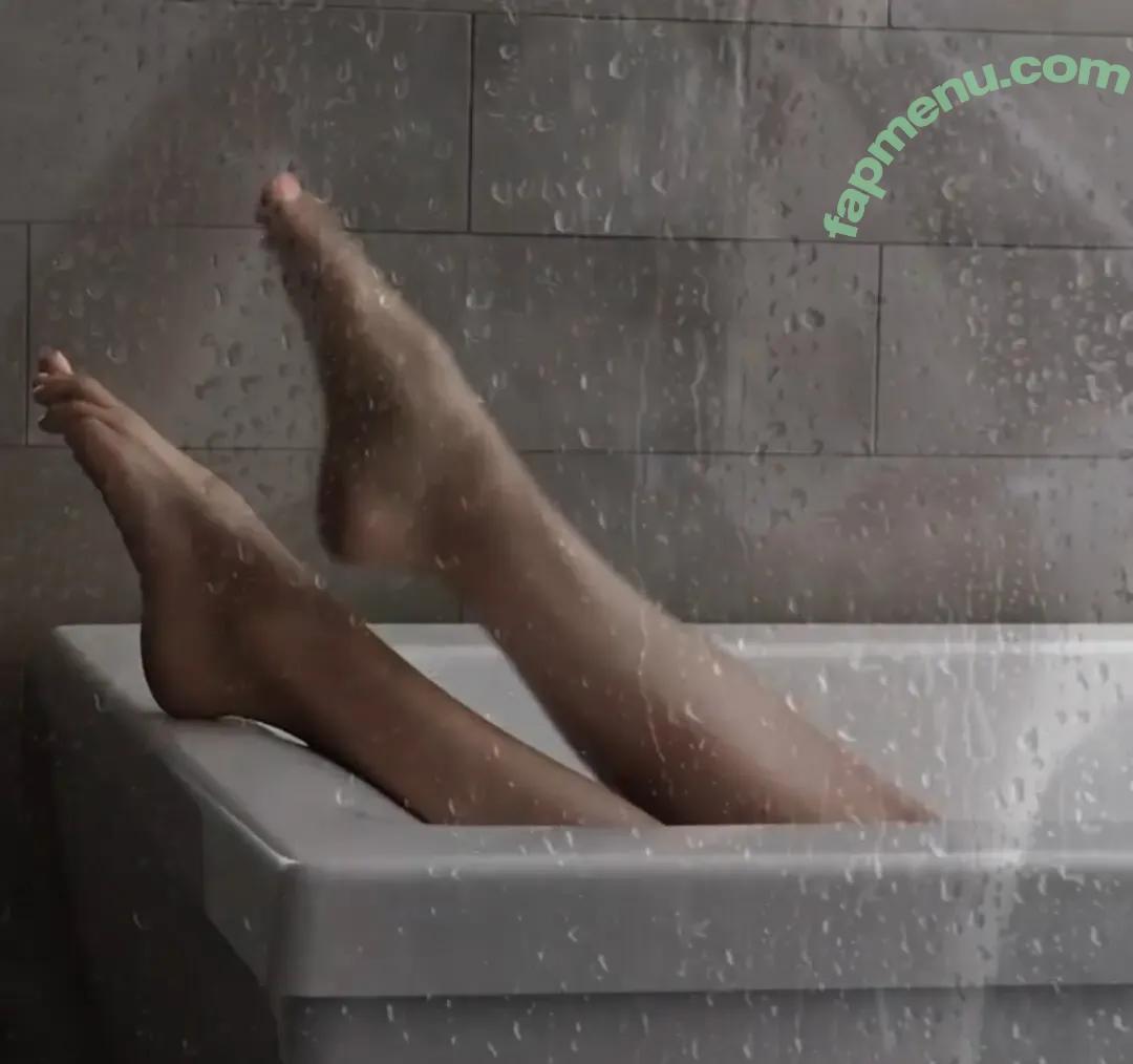 Danica Patrick nude photo #0268 (DanicaPatrick / Professional racing driver)