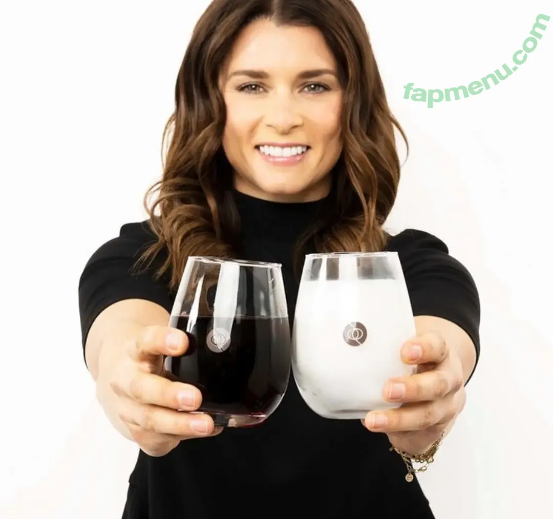 Danica Patrick nude photo #0284 (DanicaPatrick / Professional racing driver)