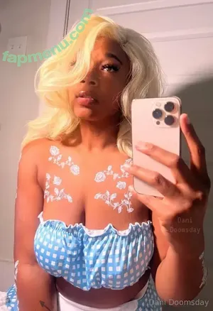 danidoomsday / danifingdoomsdayson nude photo #0047