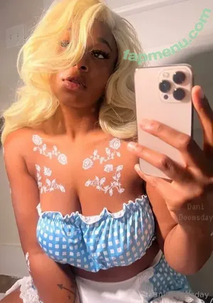 danidoomsday / danifingdoomsdayson nude photo #0048