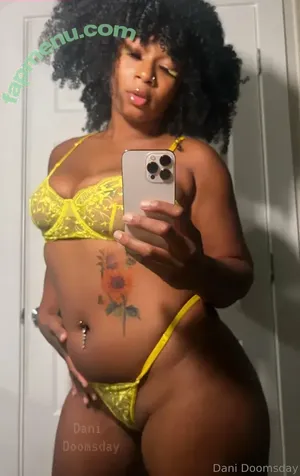 danidoomsday / danifingdoomsdayson nude photo #0100