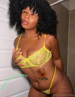 danidoomsday / danifingdoomsdayson nude photo #0103