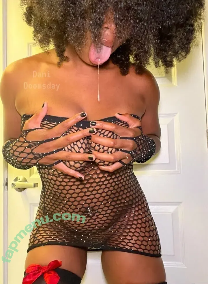 danidoomsday nude photo #0020 (danifingdoomsdayson)