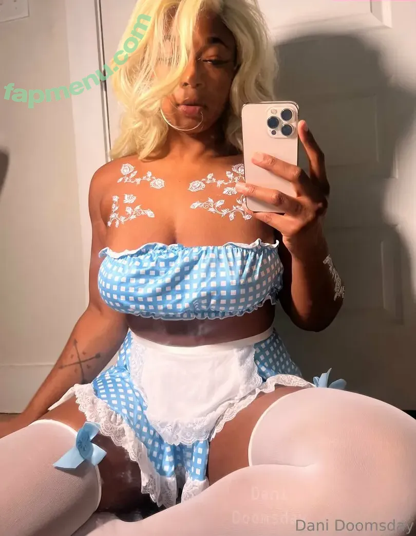 danidoomsday nude photo #0052 (danifingdoomsdayson)