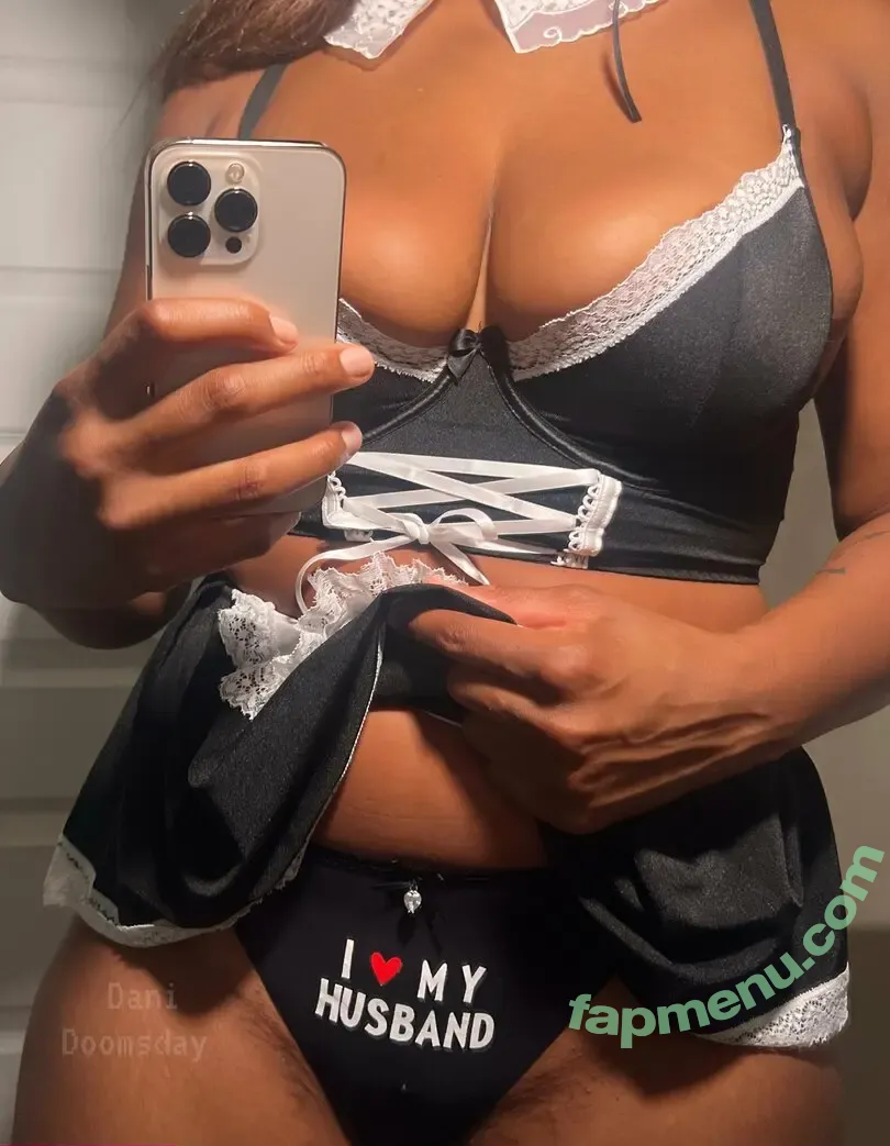 danidoomsday nude photo #0057 (danifingdoomsdayson)