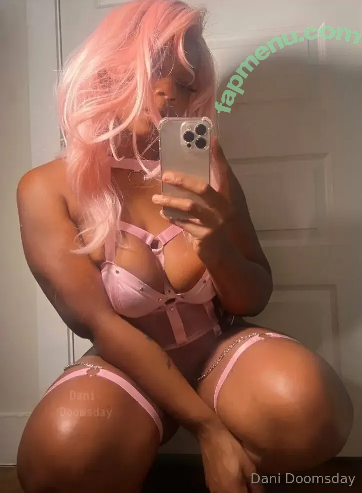 danidoomsday nude photo #0068 (danifingdoomsdayson)