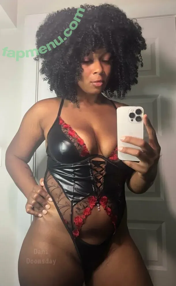 danidoomsday nude photo #0088 (danifingdoomsdayson)