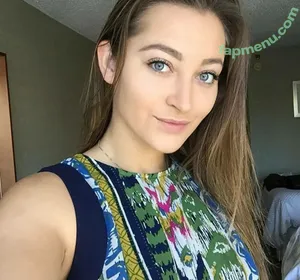  nude photo #0025