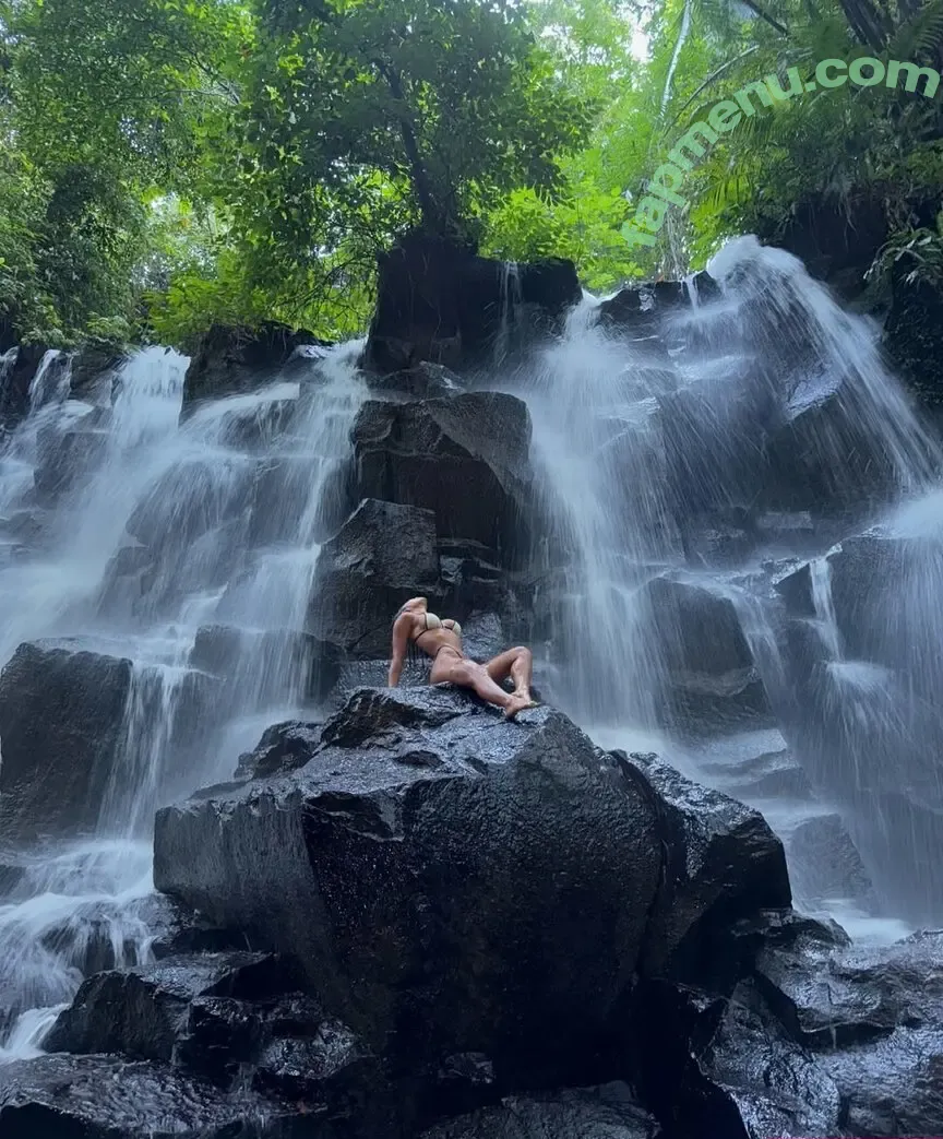 Daniela Antury nude photo #0283 (Danielaantury / daniela_antury / danielaantury_)