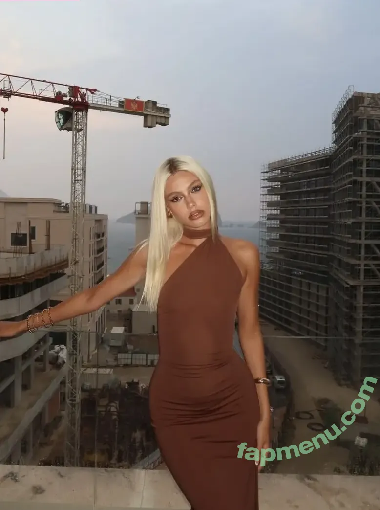 Daniela Djokic nude photo #0015 (Daniela Djokic)