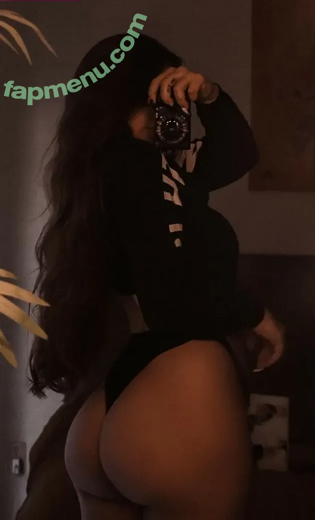 Daniela Medina nude photo #0025 (therealdmg_)