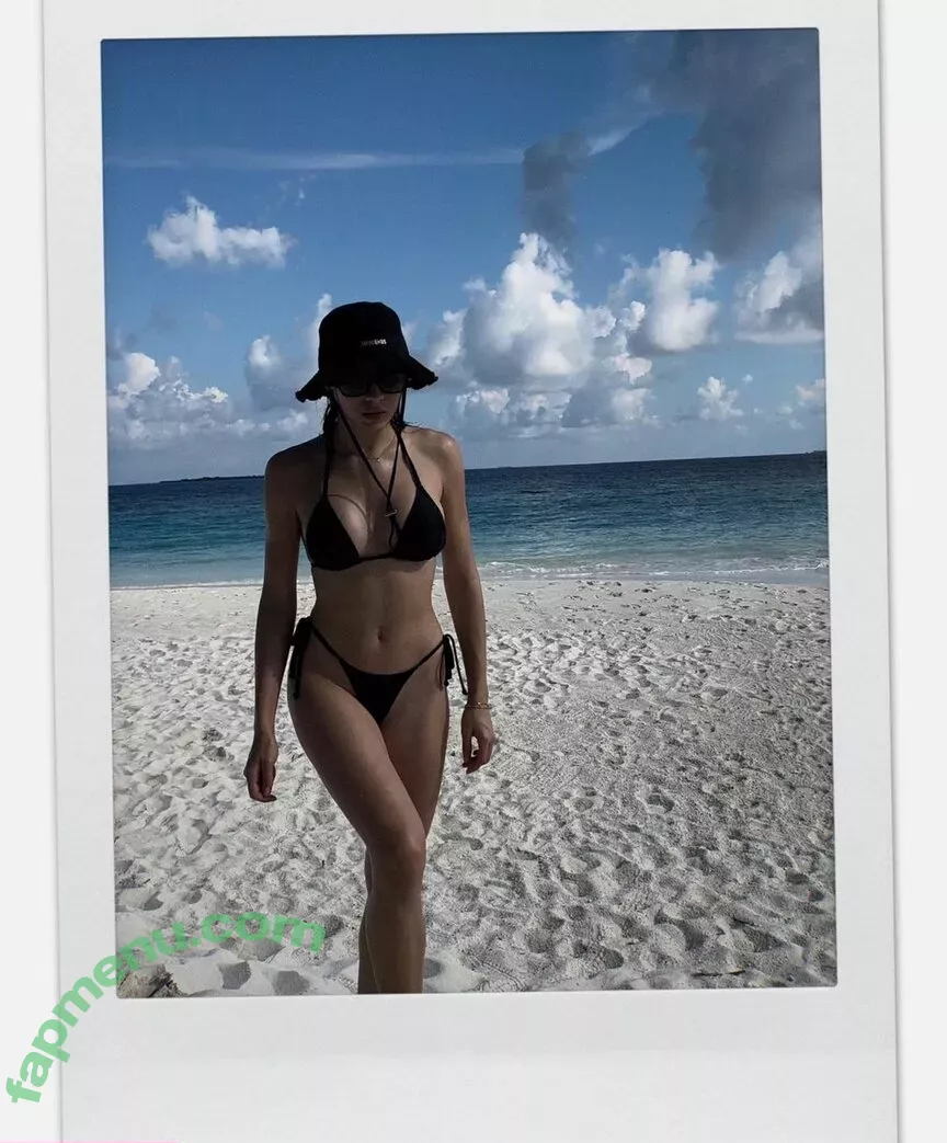 Daniela Melchior nude photo #0106 (danielamelchior / melchiordaniela)