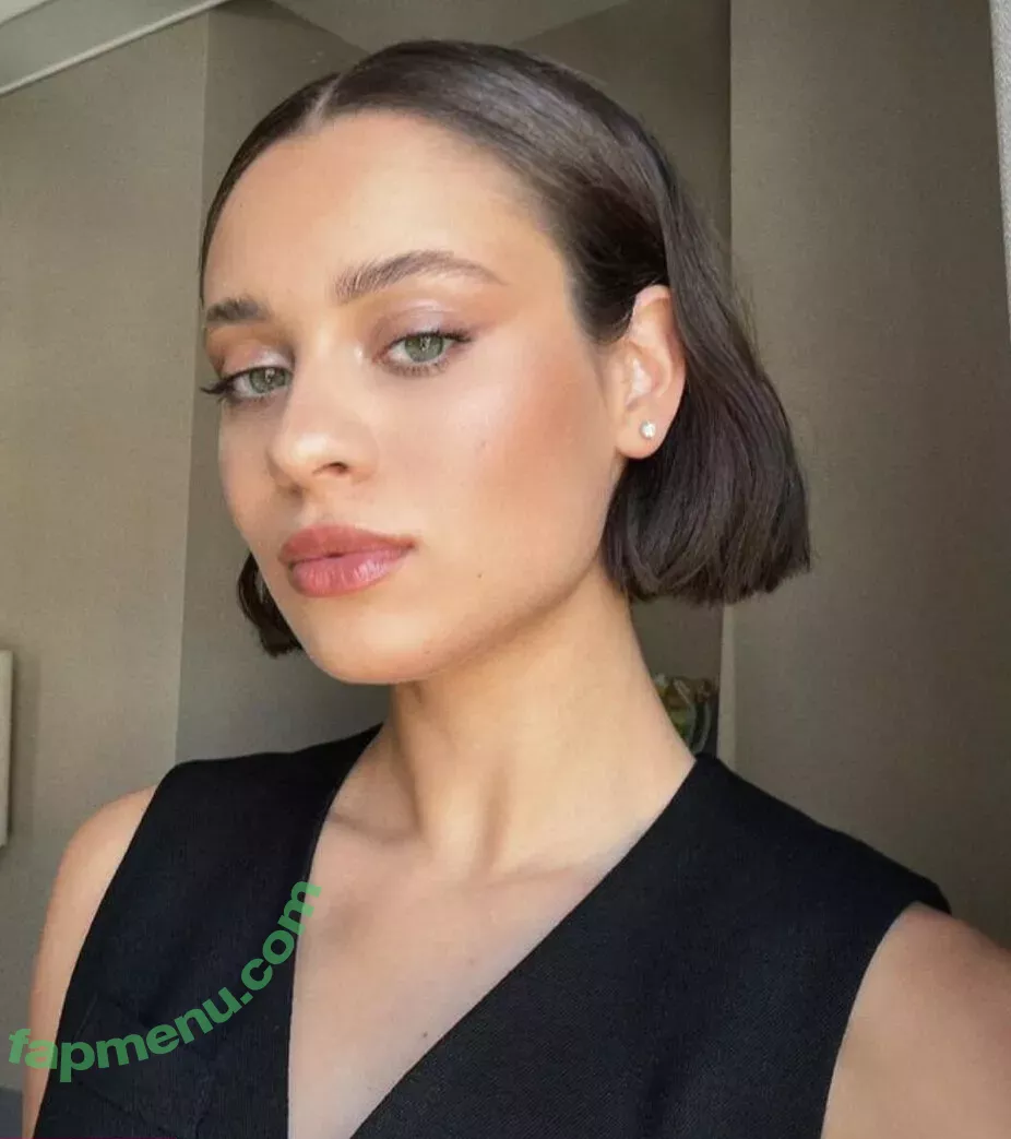 Daniela Melchior nude photo #0123 (danielamelchior / melchiordaniela)