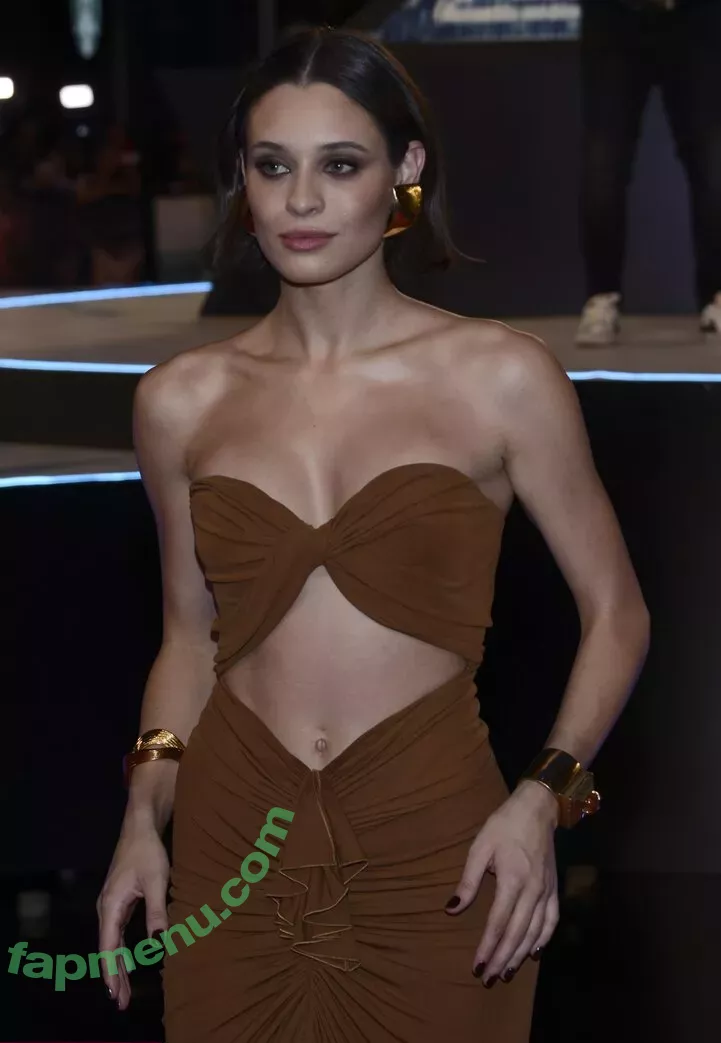 Daniela Melchior nude photo #0159 (danielamelchior / melchiordaniela)