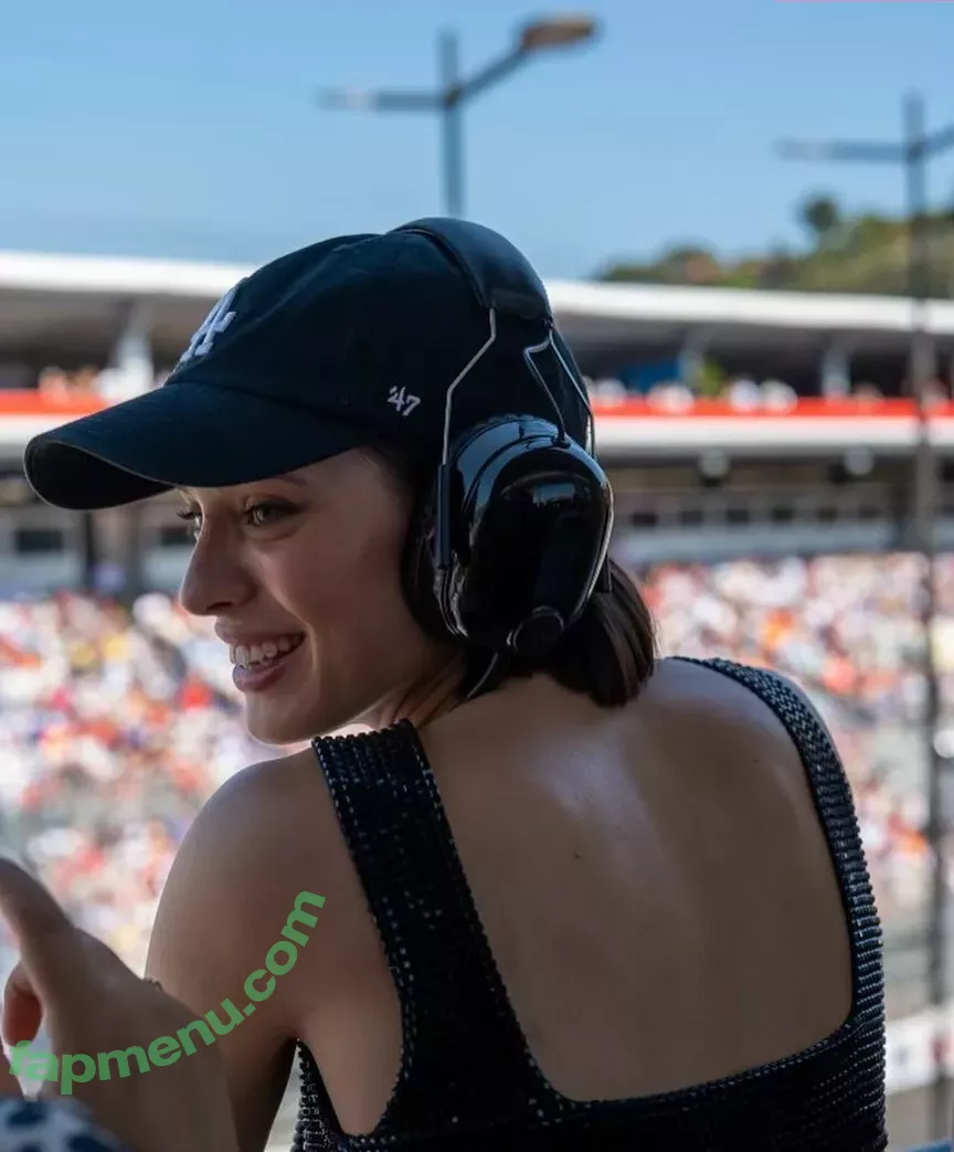 Daniela Melchior nude photo #0199 (danielamelchior / melchiordaniela)