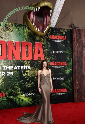 Daniela Melchior / danielamelchior nude photo #1405