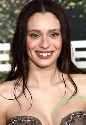 Daniela Melchior / danielamelchior nude photo #1410