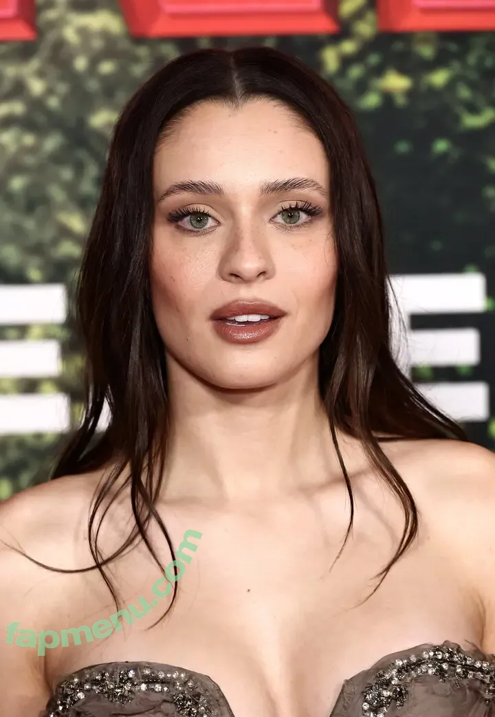 Daniela Melchior nude photo #1407 (danielamelchior)