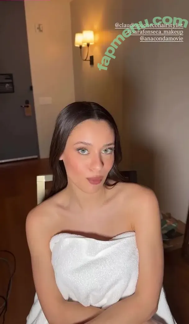 Daniela Melchior nude photo #1427 (danielamelchior)