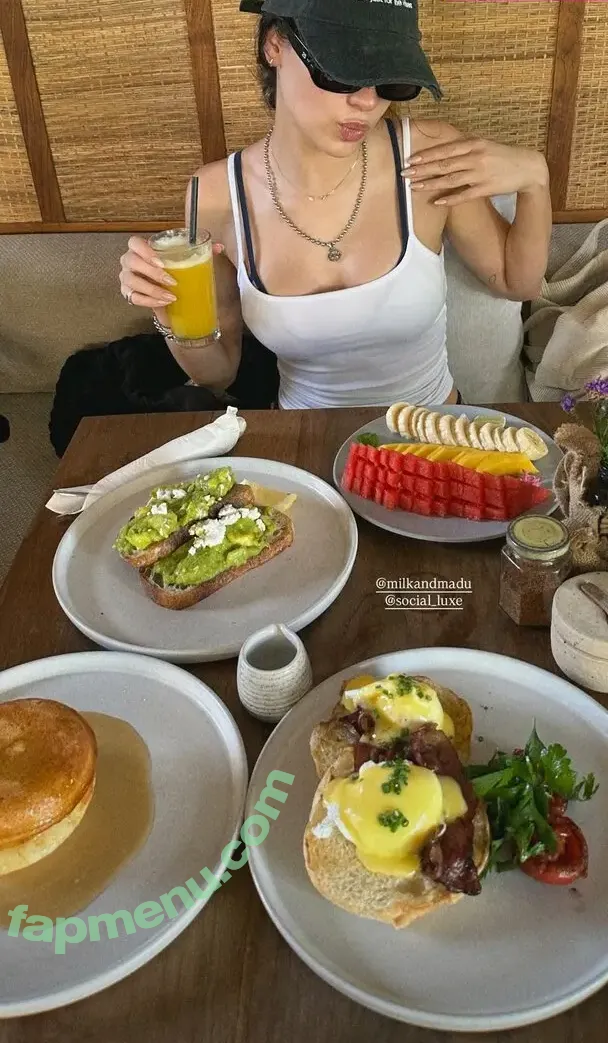 Daniela Melchior nude photo #1463 (danielamelchior / melchiordaniela)