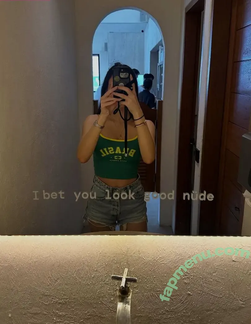 Daniela Melchior nude photo #1479 (danielamelchior / melchiordaniela)