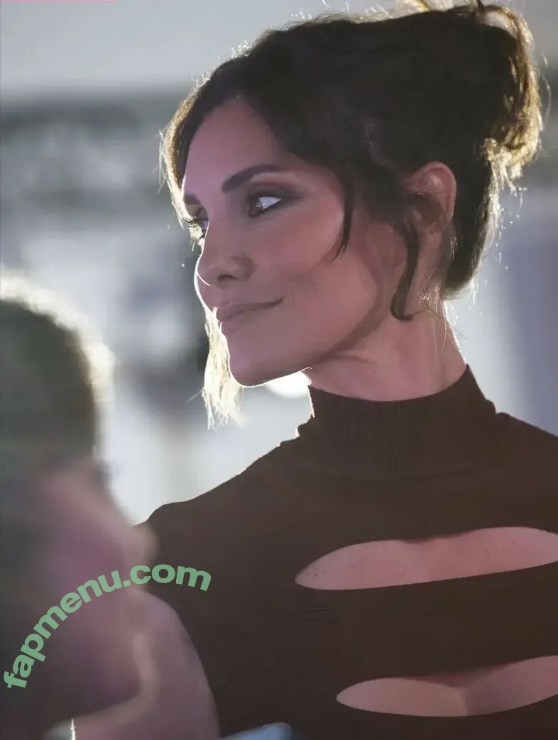 Daniela Ruah nude photo #0226 (danielaruah)