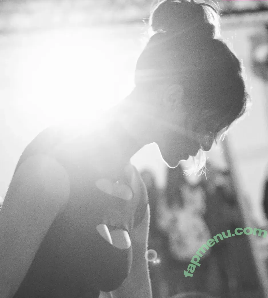 Daniela Ruah nude photo #0234 (danielaruah)