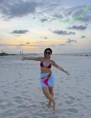 Daniela Stievano / danilanio / danimariaferraz nude photo #0238