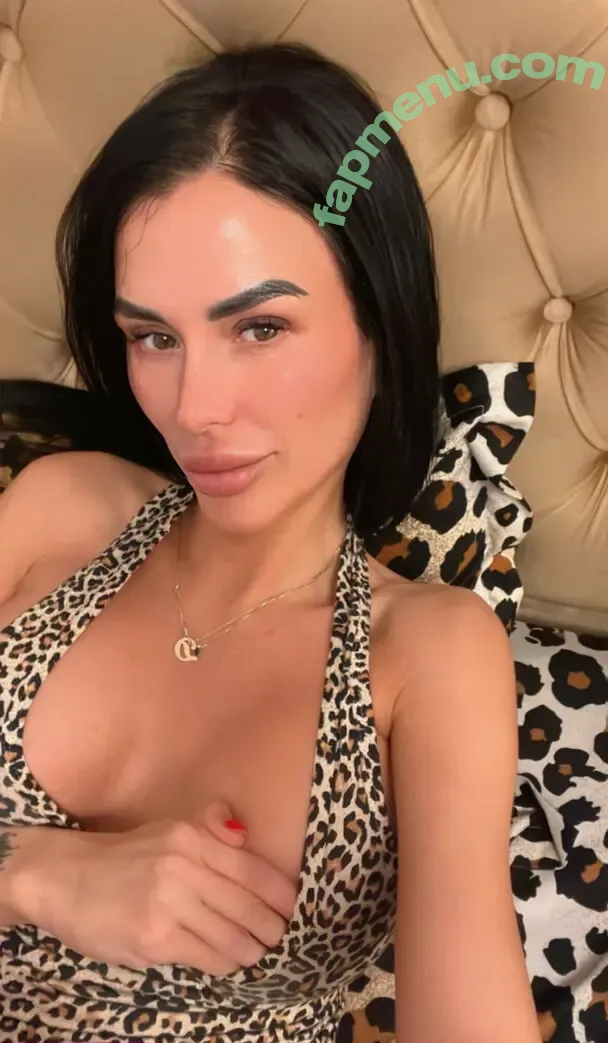 danielacru nude photo #0010 (danielaaacruz)