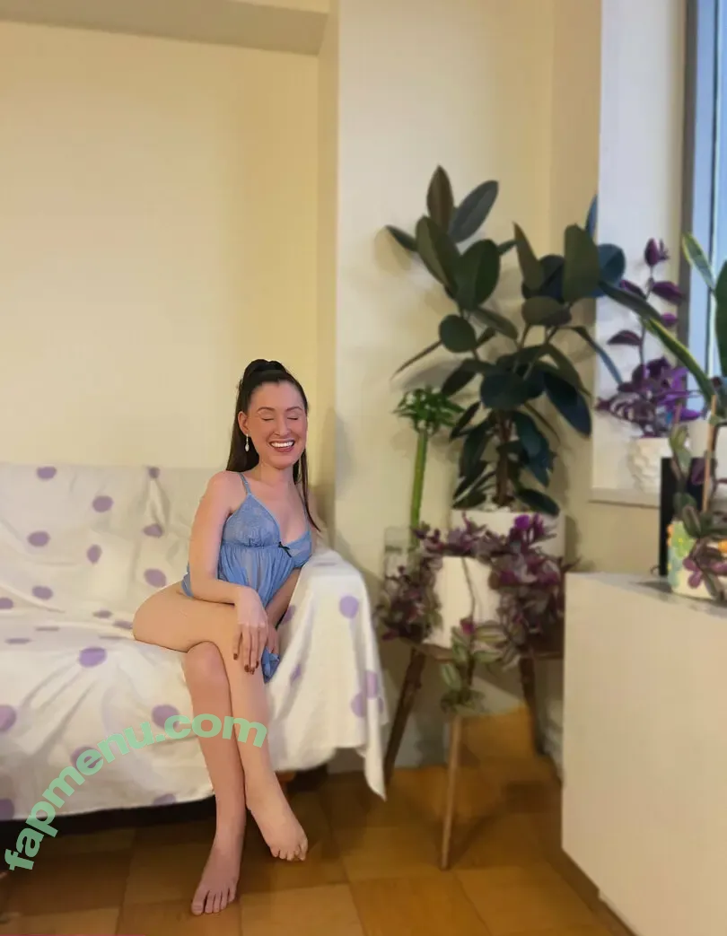 danieladaisy nude photo #0001 (danieladaisies)