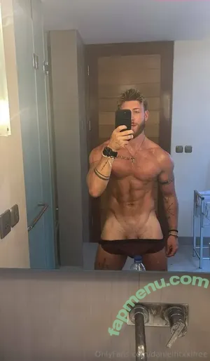 danielfitxxlfree / fit_chef nude photo #0127