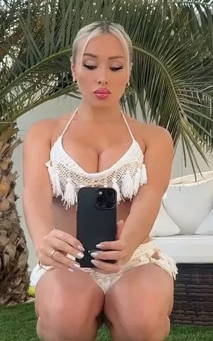 Daniella Chavez / daniellachavez / daniellachavezofficial / snapchat nude photo #0205