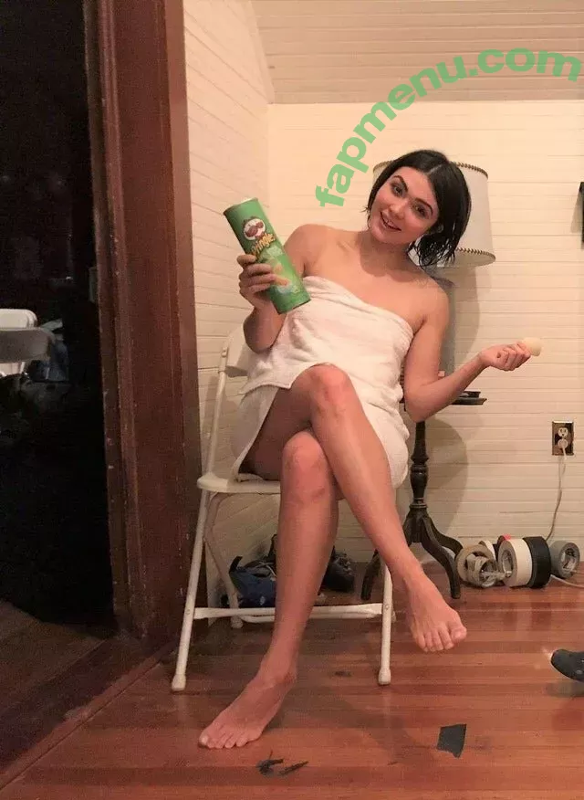 Daniella Pineda nude photo #0045 (notdaniellapineda / u140456885)