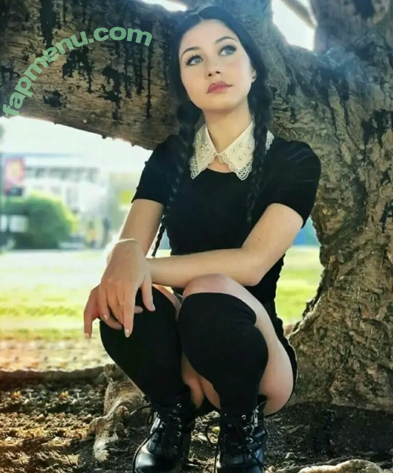 daniellaclaire nude photo #0041 (daniella.claire.cosplay)